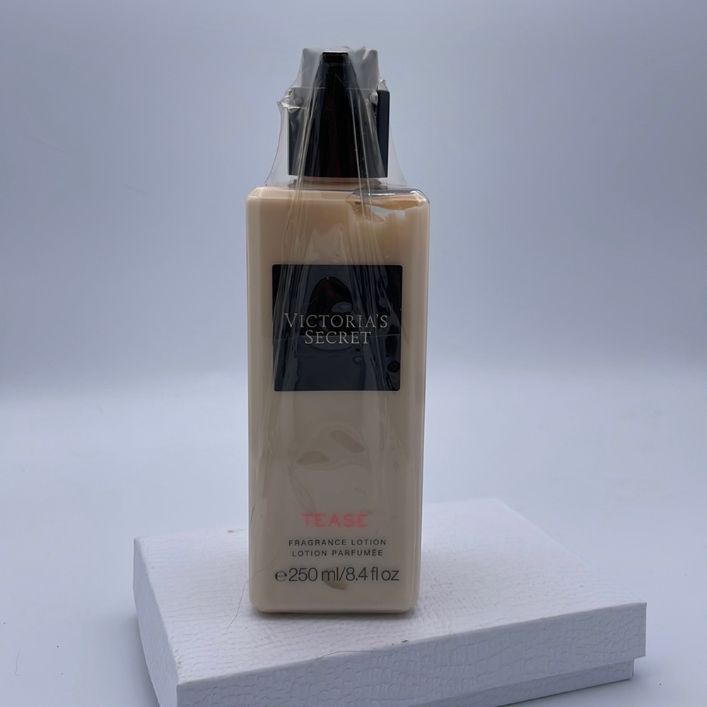 Victoria's Secret TEASE Fragrance Lotion SEALED